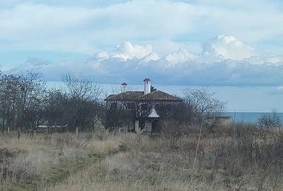 Teren de 750 mp, în Central - 6