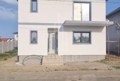 Casă individuală cu 4 camere cu Canalizare în Cristian - 6