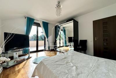 Casa impresionanta cu 5 camere si garaj, la intrare in Dumbravita Casa impresionanta cu 5 camere si garaj, la intrare in Dumbravita - 12