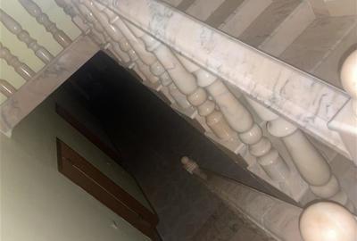 Casa de vanzare in Campineanca, suprafata construita 509 mp , parter si etaj , s - 12