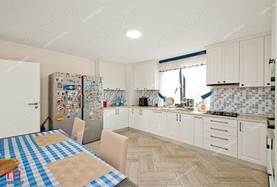 Casă cu 6 camere cu Garaj în Vânători - 8