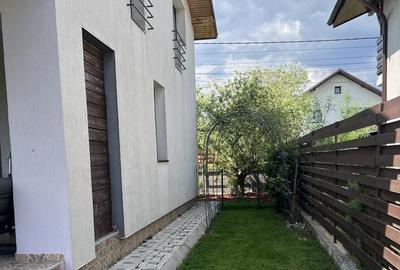 Casă cu 4 camere în Berceni