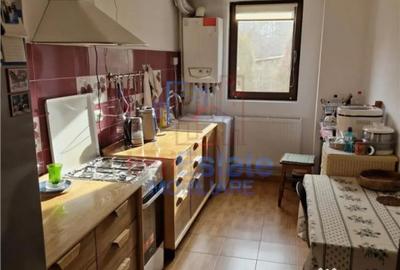 Apartament cu 2 camere decomandat în Cug - 5