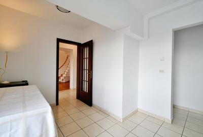 VANZARE Duplex 4 camere pe 2 niveluri (et.6 si 7) – Bd. Unirii nr. 12 (Fantani) - 15