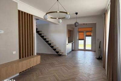 Casă cu 4 camere în Frumușani