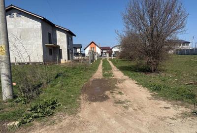 Teren de 600 mp, în Lazu - 3