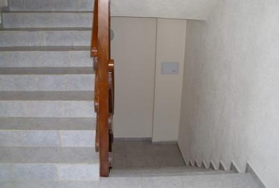 Apartament cu 2 camere decomandat în Zamora