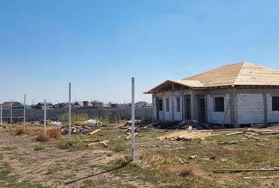 Casă cu 4 camere în Dascălu - 3