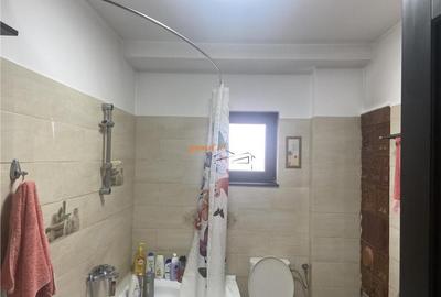 Casa de situata la Vanatori , parter si mansarda , 168 mp , - 1