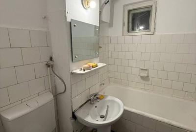 Apartament cu 3 camere decomandat în Calea București - 4