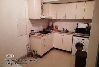 Casă cu 7 camere cu Teren 100 Mp în Pantelimon - 4