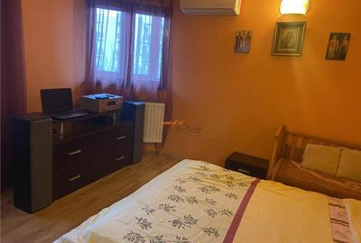 Apartament 4 camere , zona centrala - Inspectoratul Scolar , - 3