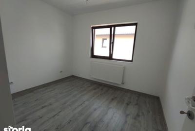 Casă cu 4 camere cu Teren 250 Mp în Miroslava - 3