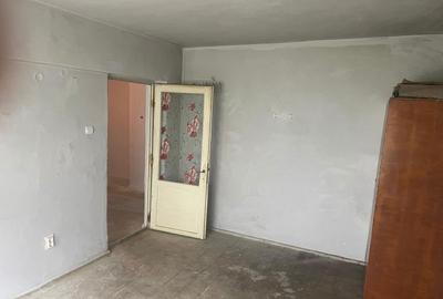 Garsonieră decomandată în Central - 7