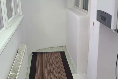 Garsonieră decomandată în Barieră - 3