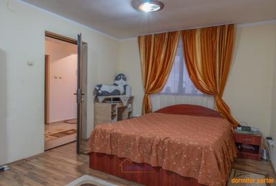 Casa pe 3 niveluri, potrivita pentru familie mare sau investitie inteligenta! - 8