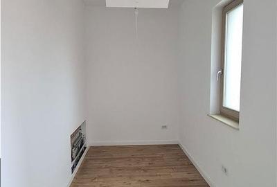 Casă cu 4 camere cu Teren 400 Mp în Rediu - 7