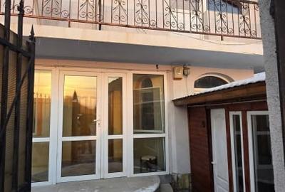 Casă individuală cu 6 camere cu Teren 170 Mp în Ovidiu - 2