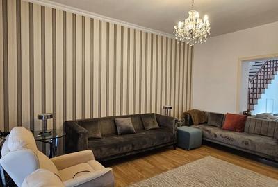 Casă cu 4 camere cu Teren 275 Mp în Eroii Revoluției - 2