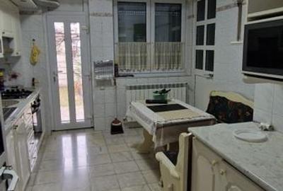 Coiciu, o vila construita pe cadre de beton, bine compartimentata. - 17