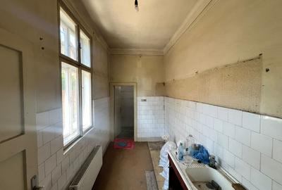 Casă cu 3 camere cu Canalizare în Dâmbul Rotund - 12