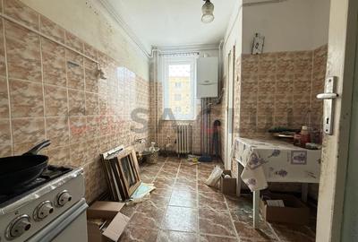 Decomandat, etaj intermediar, zona Transylvania College - 7