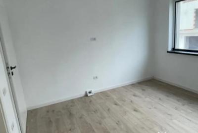 Casă cu 3 camere cu Teren 212 Mp în Central - 9