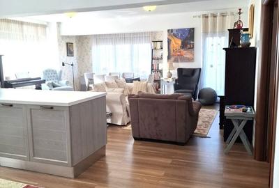 Apartament cu 3 camere decomandat în Orizont - 12