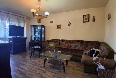3 camere decomandat – vedere parc, Doamna Ghica, 70 mp