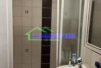Apartament cu 4 camere decomandat în Central - 2