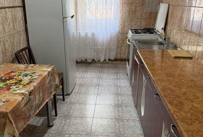 Apartament cu 3 camere decomandat în Astra - 9