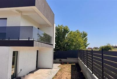 Vila tip duplex de vanzare in Rediu, design mediteranean, panorama catre Dealul Vila tip duplex de vanzare in Rediu, design mediteranean, panorama catre Dealul - 3