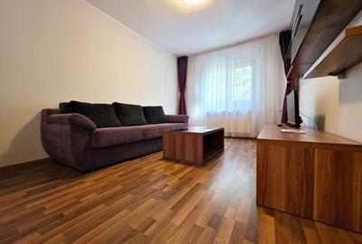 Garsonieră decomandată, mobilată în Tei