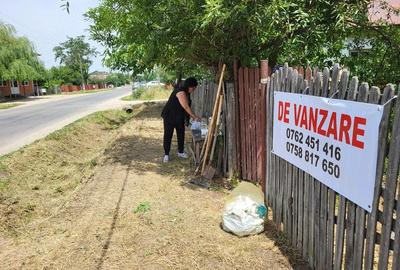 Casă cu 3 camere cu Teren 1300 Mp în Mozăceni - 1