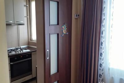 Garsonieră semidecomandată în Uzina 2 - 4