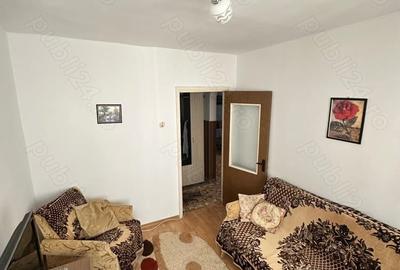 Apartament cu 3 camere decomandat în Coman - 5