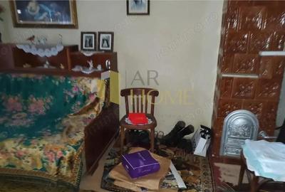 Casă cu Canalizare în Central