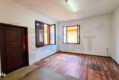 Casă cu Teren 443 Mp în Poiana Sibiului - 13