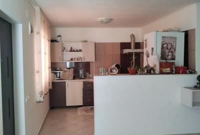 Casă cu Teren 362 Mp în Corbu - 10