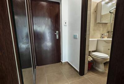 Garsoniera renovata Aparatorii Patriei - 2