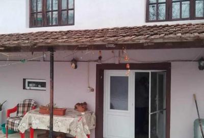 Casă cu 5 camere cu Teren 3424 Mp în Tismana - 3