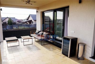 Casă cu 8 camere cu Teren 1091 Mp în Miroslava - 2