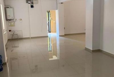 Vila 8 Camere si Curte  Spatiu Ideal pentru Familie Mare sau Investitie - 18