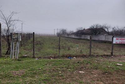 Teren de 1500 mp, în Exterior Vest - 4