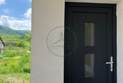 Casă cu 2 camere cu Teren 1400 Mp în Șieu - 5