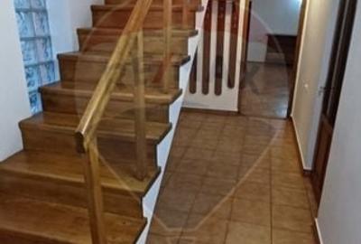 Casă individuală cu 4 camere cu Teren 300 Mp în Central - 3