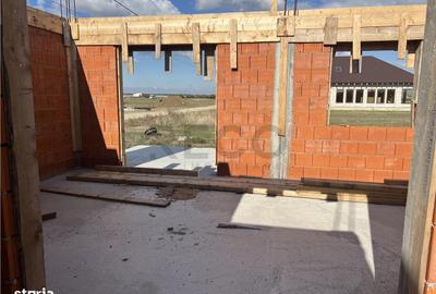 Apartament cu 3 camere decomandat în Sântandrei - 1