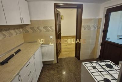 Spatiu Birouri | Decebal | Curte Individuala | Metrou Piata Muncii - 12