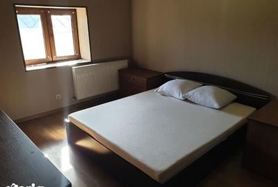 Apartament cu 4 camere în Central - 13