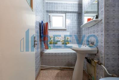 Apartament 4 camere, et. 1, str. 9 Mai, Bacău - 29